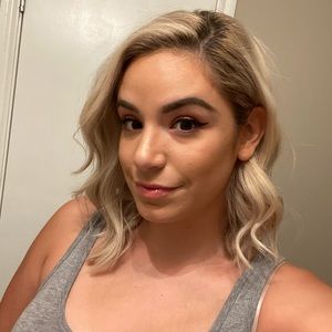 Meet your Posher, Sierra